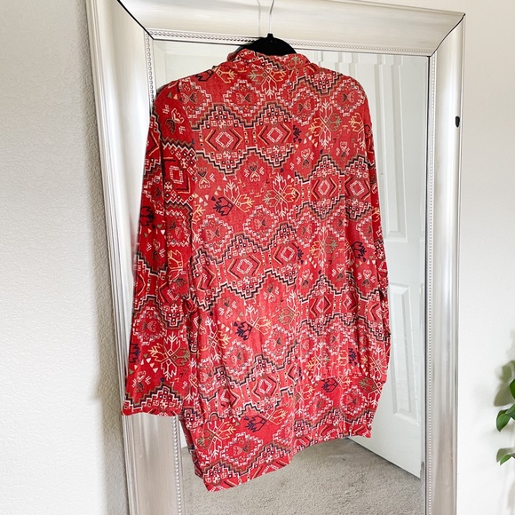 Blouse - Picture 7 of 7